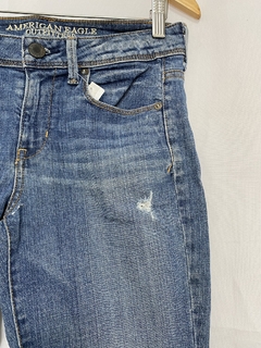 CALÇA JEANS DESTROYED SKINNY AMERICAN EAGLE (38) - comprar online