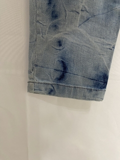 CALÇA JEANS SKINNY DESTROYED (34) na internet