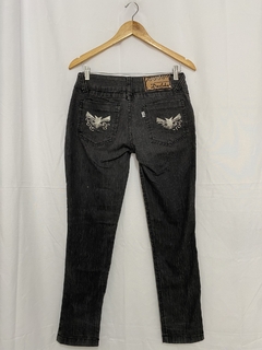 CALÇA JEANS SKINNY DASLOKA (38) - Pimenta Cereja Brechó