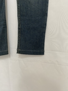 CALÇA JEANS SKINNY BÁSICA (38) na internet