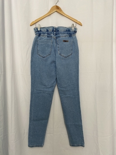 CALÇA JEANS CLOCHARD (38) - Pimenta Cereja Brechó