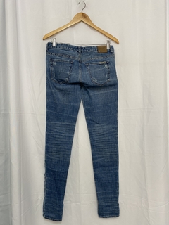 CALÇA JEANS SKINNY (36) - Pimenta Cereja Brechó