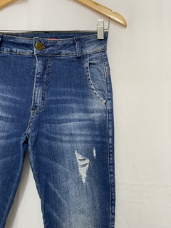 CALÇA JEANS CINTURA ALTA (38) - comprar online