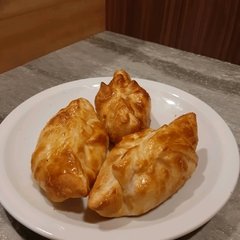 Roque y Jamon - La Empanaderia "Empanadas Gourmet"