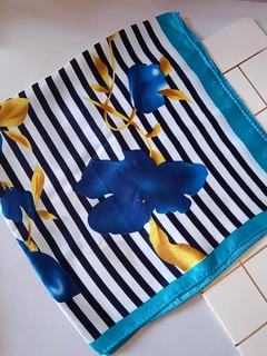 Pañuelo Rayado Azul 50x50cm - comprar online