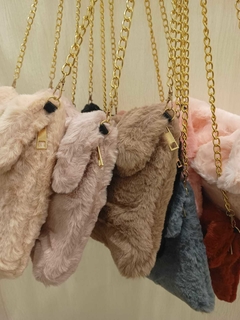 Cartera Peluche Imantada con Correa Extraible