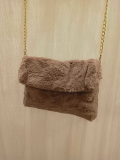 Cartera Peluche Imantada con Correa Extraible - Blumoon -Mayoristas de accesorios en Once- Blumoon