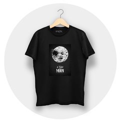 Remera A trip to the moon