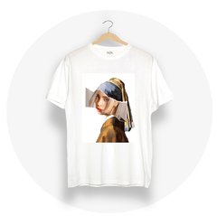 Remera Billie Pearl Earring - comprar online