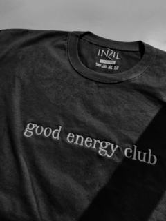 Remera bordada Good energy club en internet