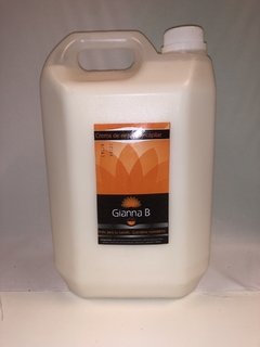 Crema de enjugue acondicionador Gianna B