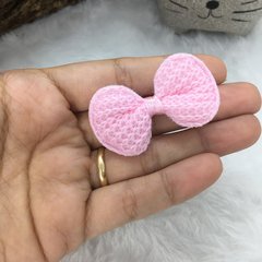 Aplique laço em crochê tamanho 2,5cm. Rosa Chiclete, Rosa bebê, Azul bebê. - Helô Tecidos e Armarinho