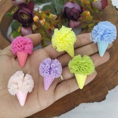 Aplique Sorvete Com Pompom Casquinha 3/3cm - Helô Tecidos e Armarinho