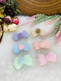 Aplique de Tecido Laçinho com pompom rosa bebê, verde bebe, azul bebê, bege, rosa bebê, Salomon, lilás