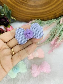 Aplique de Tecido Laçinho com pompom rosa bebê, verde bebe, azul bebê, bege, rosa bebê, Salomon, lilás - loja online