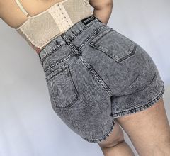 Short gris rigido - comprar online