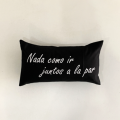 FUNDA DE ALMOHADONES RECTANGULARES NEGROS CON FRASES Y DISEÑOS 817KI395 05 - comprar online