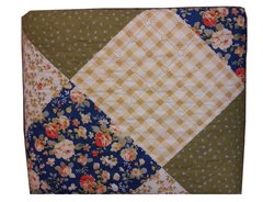 CUBRECAMA QUILT MATELASEADO ESTAMPADO BIFAZ FRANCA VALERI KING 815CH182 0301 - MI AJUAR