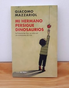 Mi hermano persigue dinosaurios