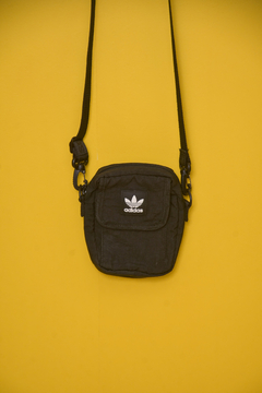 Bolsa Adidas - 3 brechó