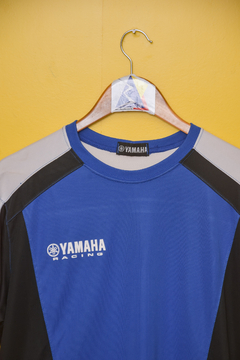 (G) Camiseta Yamaha 1 na internet