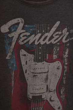 (M) Camiseta Fender