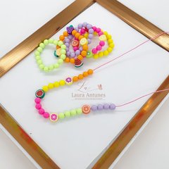 KIT 5 PULSEIRAS + COLAR DE FRUTAS