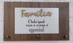 Porta chaves Família é tudo igual