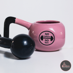 Caneca Kettlebell - Lá Na Caneca