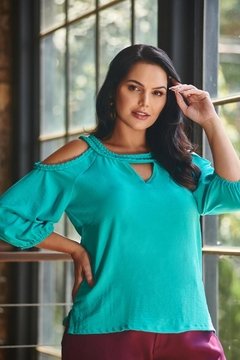 Blusa Emilia Tranças no Decote e Mangas