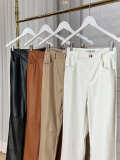 Calça Rafa Wide Leg Couro - loja online