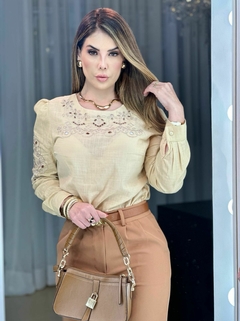 Blusa Juliana Bordada Linho