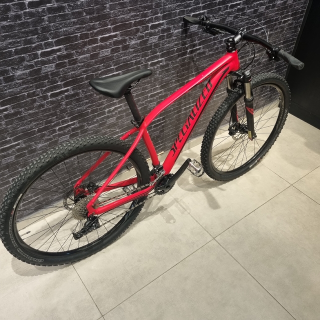 Bicicleta Specialized Rockhopper 17 M Seminova