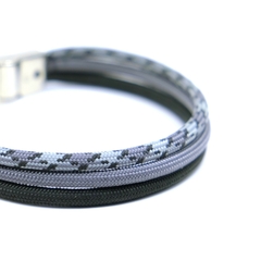 Bracelete masculino trio Paracord 21cm - Cinza e preto