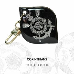 Chaveiro GOTA em resina Times de futebol e gótico - Coleira para Cachorros - Necessário, sim. Sem graça, não.