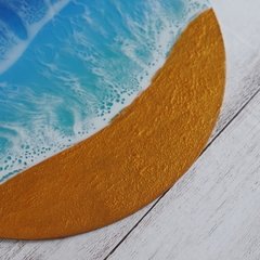 Tábua de servir frios redondo 25cm tema PRAIA - Coleira para Cachorros - Necessário, sim. Sem graça, não.