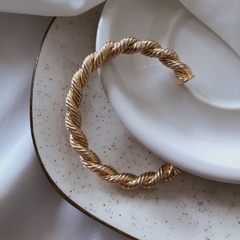 Bracelete trançado liso banhado a ouro - comprar online
