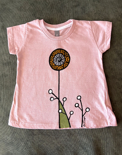 Remera flor, niño, manga corta.,