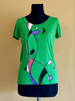 Remera Miró verde, mujer, manga corta.