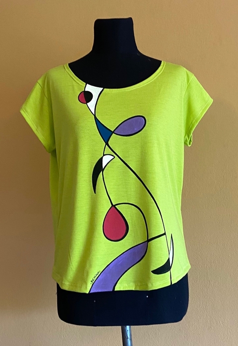 Remera círculos, mujer, manga corta.