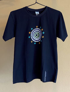 Remera mandala, niño, manga corta.