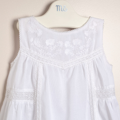 VESTIDO BORDADO CON PUNTILLAS ASHA BLANCO MAGDALENA ESPOSITO - comprar online