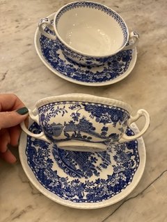 Conjunto de consomês em porcelana inglesa com decoração azul - loja online