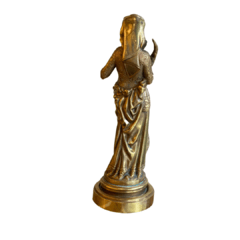 Escultura em bronze “Chant de la Fileuse” de Maurice C. Favre (1875 - 1919) na internet