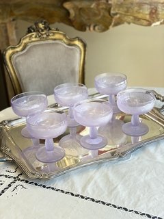 Conjunto de taças Art Nouveau em vidro satiné na internet