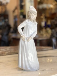 Escultura em porcelana “Menina e o ganço” NAO Lladro