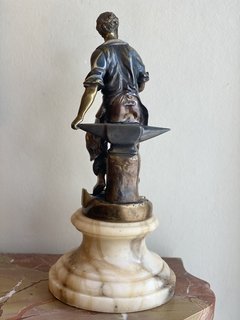 Imagem do Escultura em bronze “O Ferreiro”