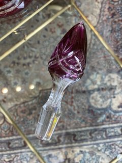 Imagem do Garrafa licoreira em cristal lilás Baccarat