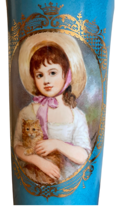 Sèvres - Vaso francês “A menina e o gato” - Art Rarus Antiquário