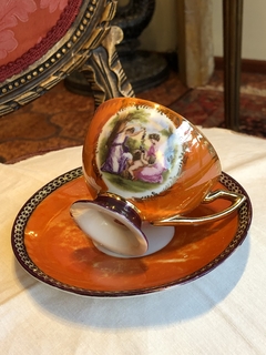 Xícara de chá em porcelana europeia com cena - loja online